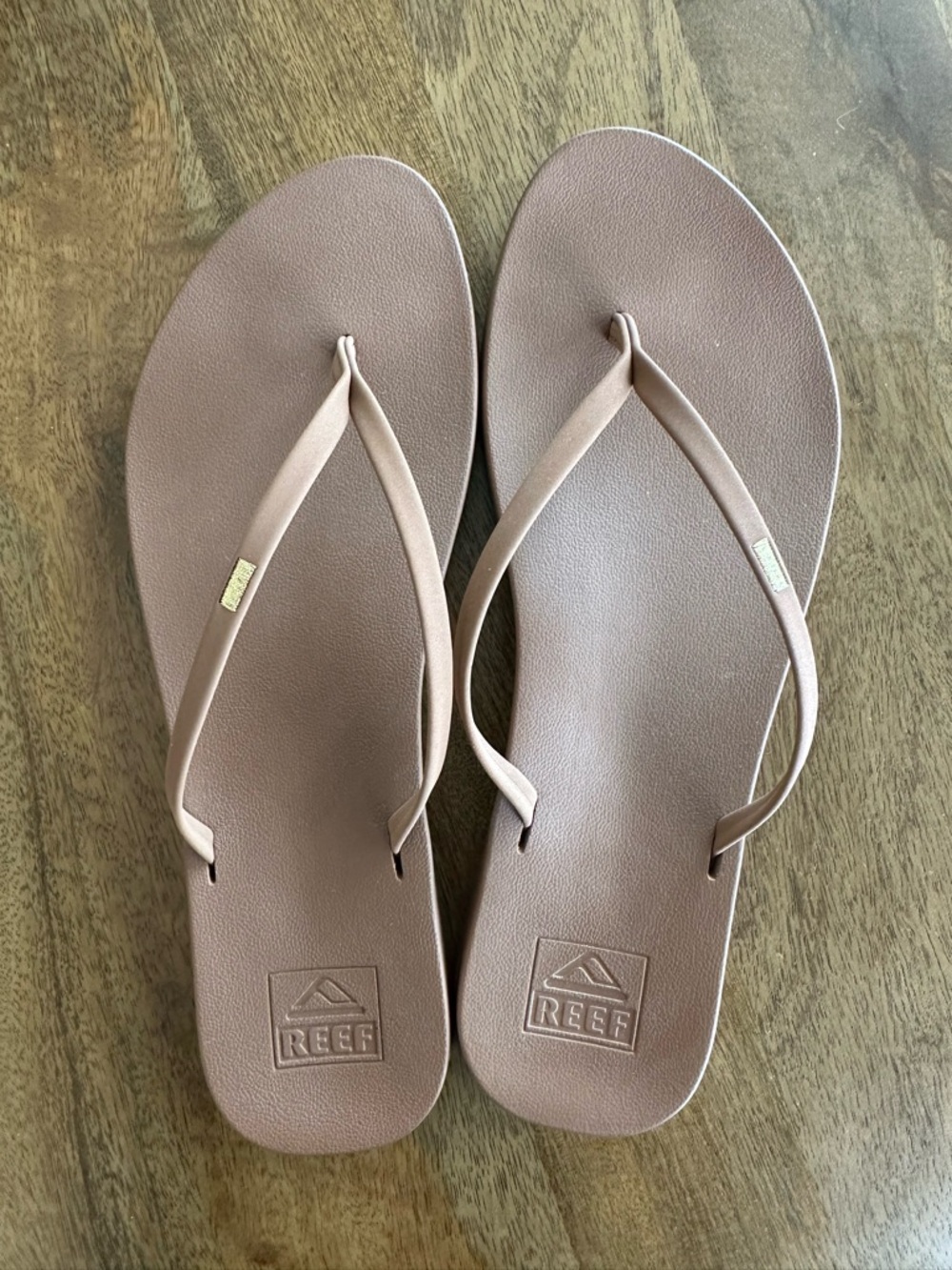 Reef Women's Cushion Flip Flops in Espresso | Size 9